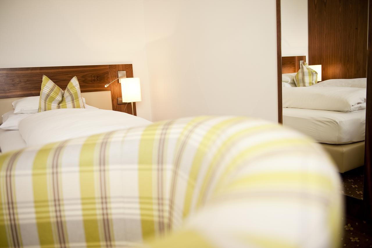 Zum Dorfschmied Hotell Klein Sankt Paul Eksteriør bilde