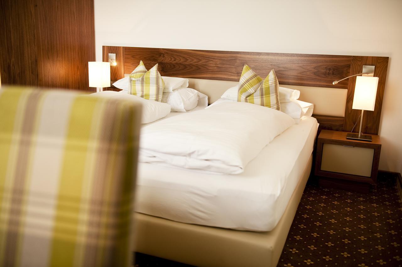 Zum Dorfschmied Hotell Klein Sankt Paul Eksteriør bilde